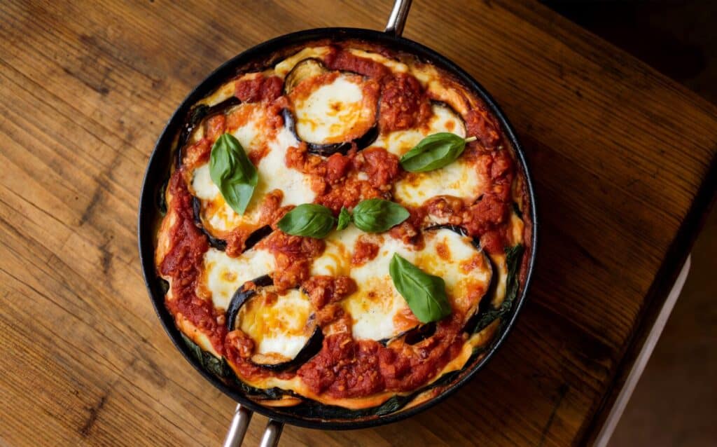 Rustykalna lazania z bakłażanem i szpinakiem