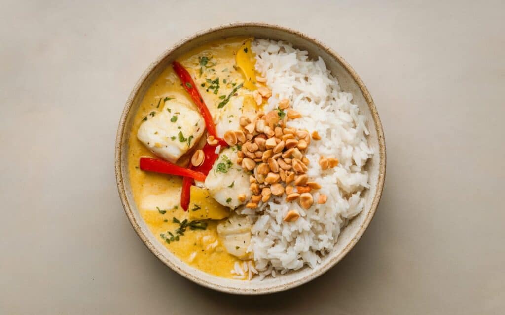 Brazylijski gulasz z orzechami i dorszem